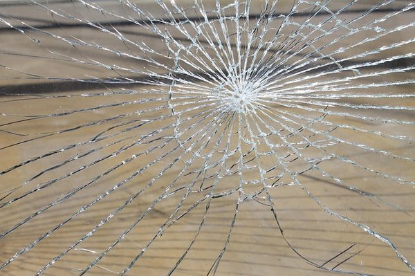 Vitrier lausanne : vos experts en vitrage et miroirs personnalisés