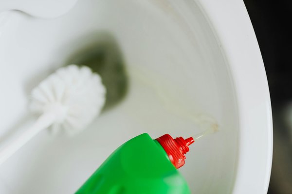 Déboucheur liquide surpuissant : l'outil efficace pour vos canalisations
